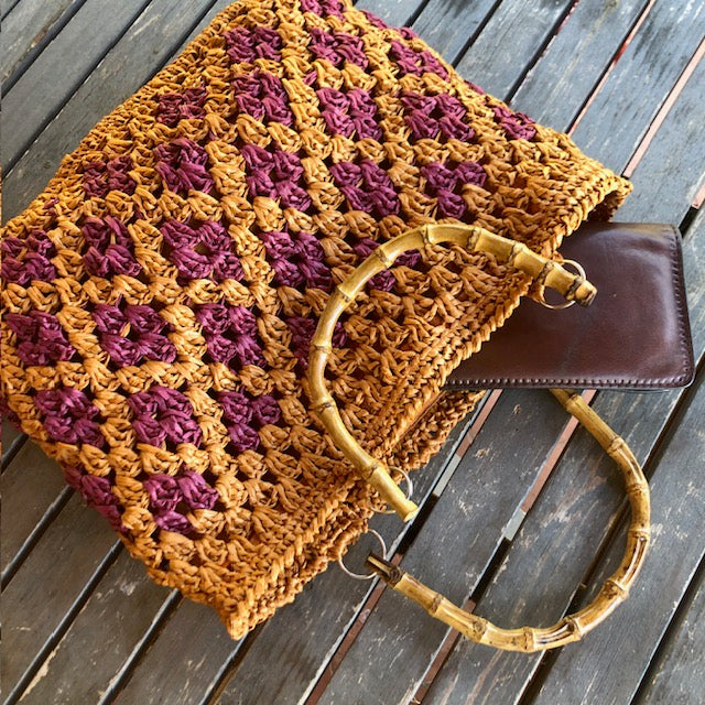 Rafia crochet bag
