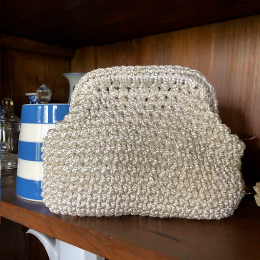Pouch bag