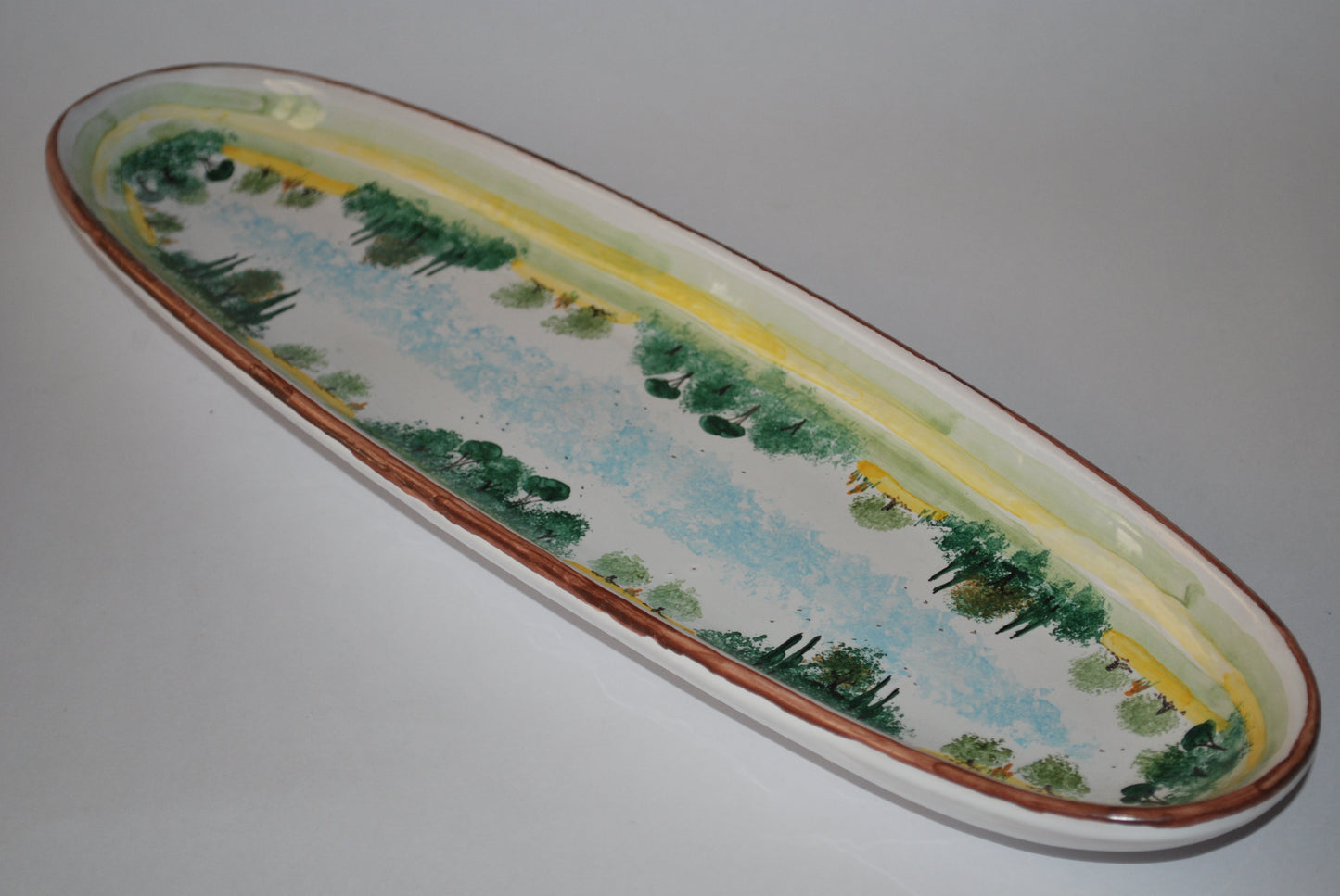 Oval tray ideal for appetizers