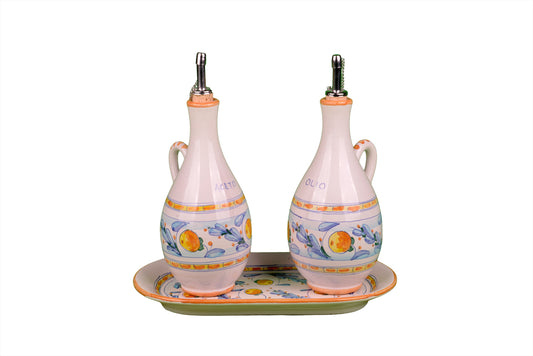 Set of bottles for oil and vinegar