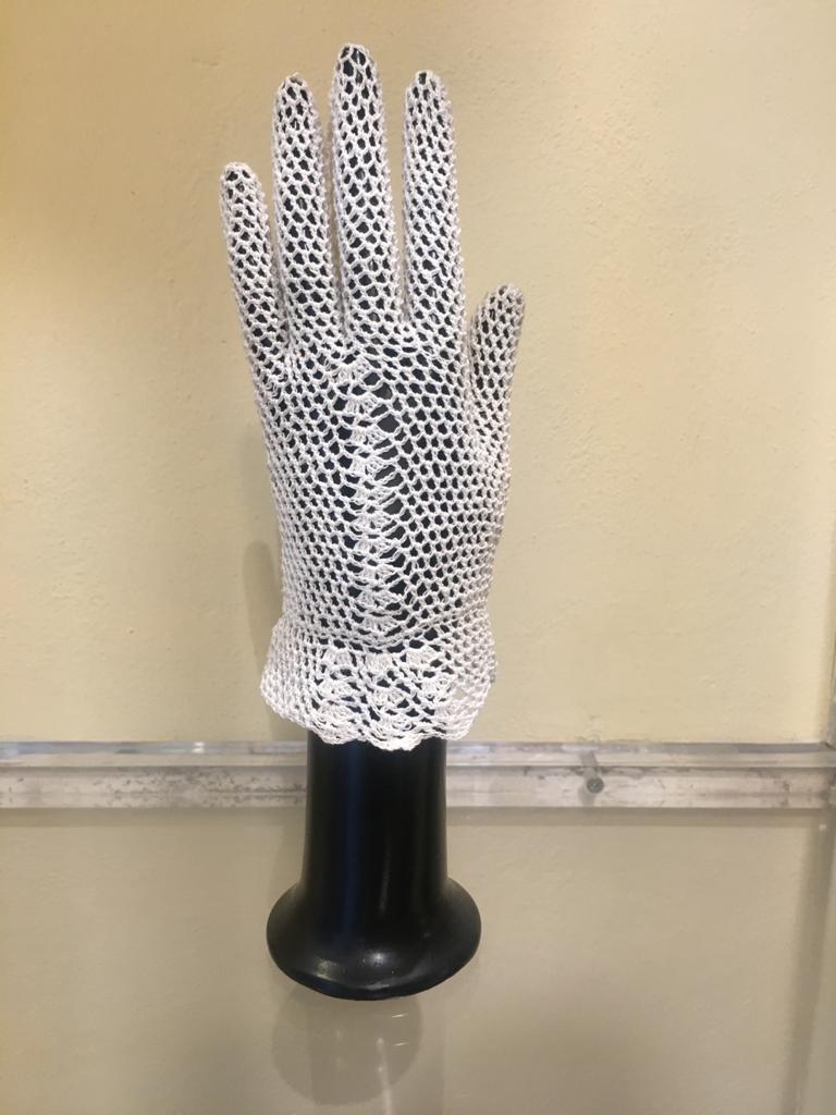 Knitted crochet ladies gloves