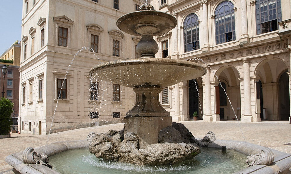 PALAZZO BARBERINI IN ROME: BAROQUE POMPS AND SPLENDOURS
