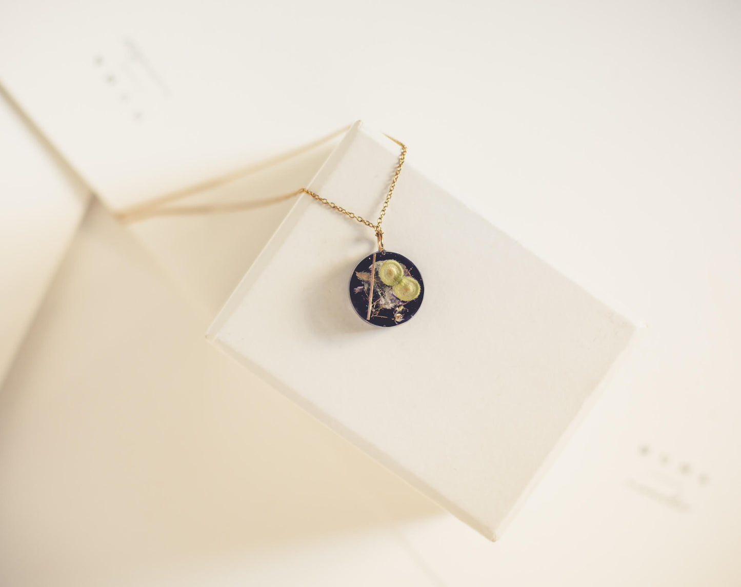 Round Pendant