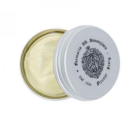 Man's Accessories: Travel kit brush and razor and Beard Wax