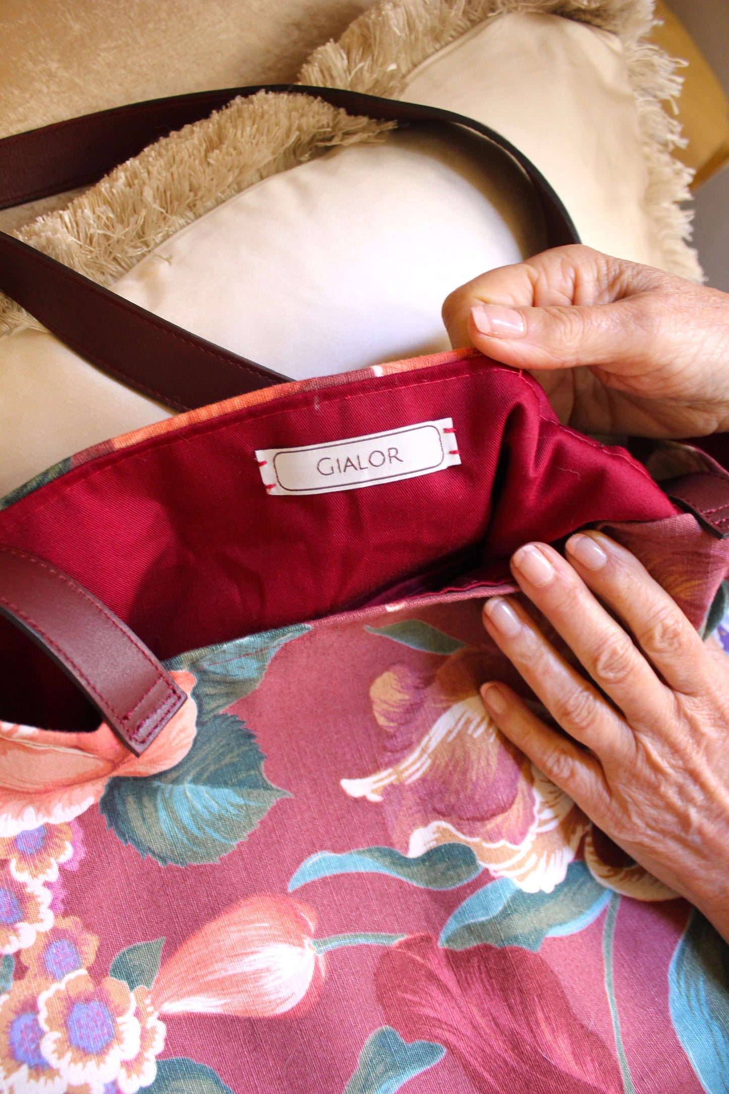 BURGUNDY SHOPPER BAG