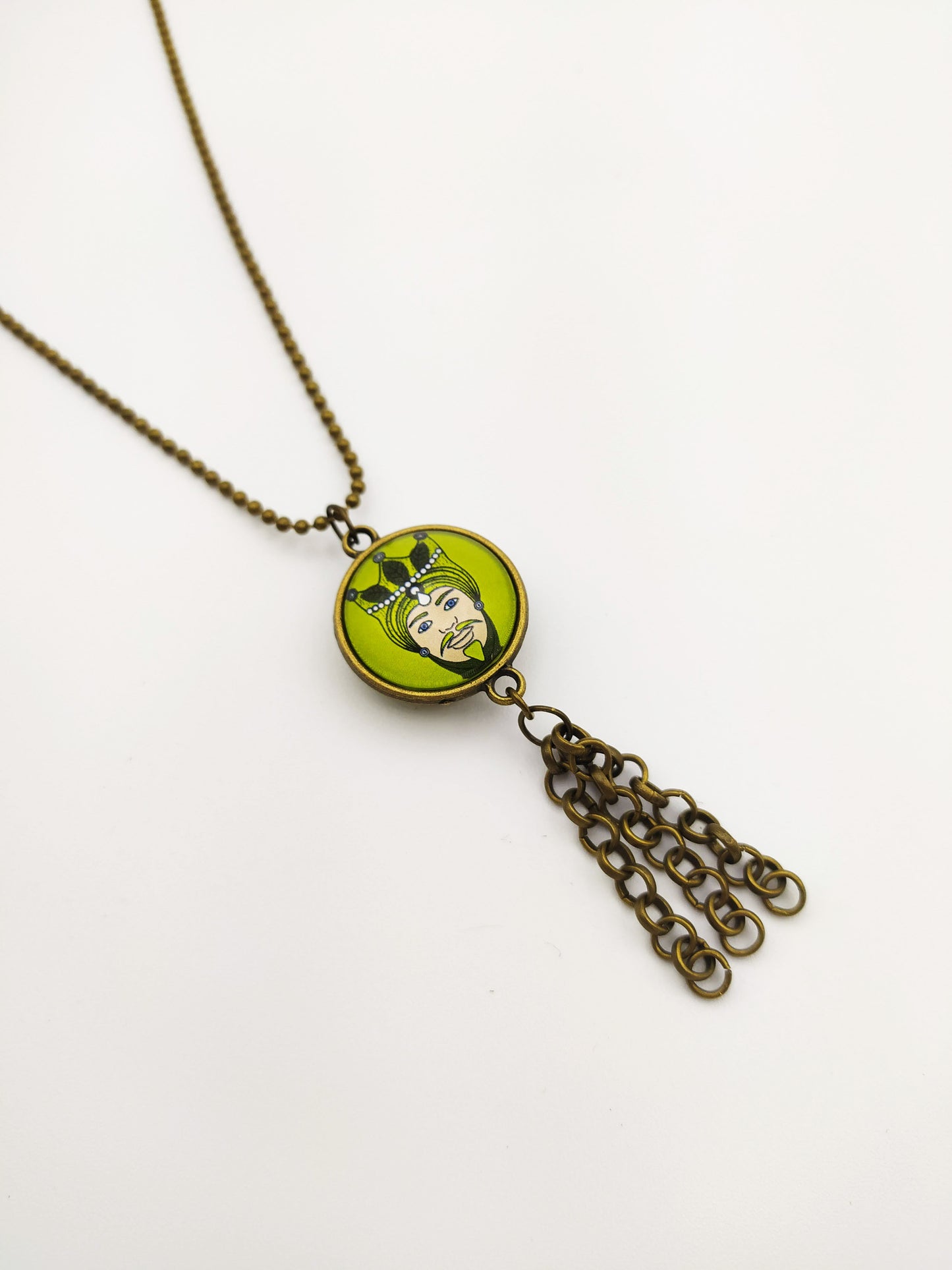 Double face green necklace