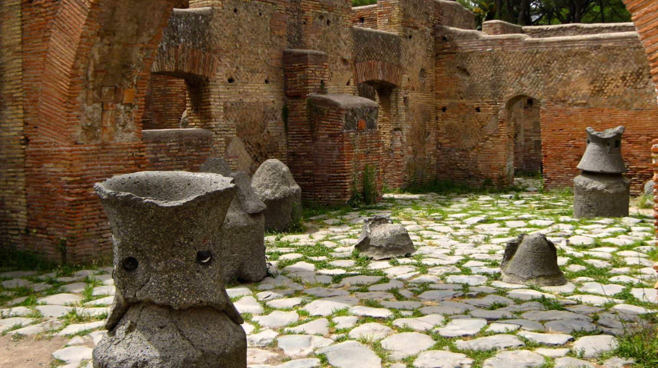 Ancient Ostia: a Day in the Life of the Romans